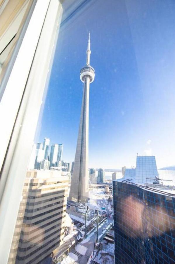 Exec 2Br 2Bth W Million Dollar View Of Cn Tower Villa โตรอนโต ภายนอก รูปภาพ